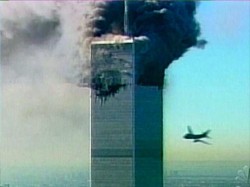 Ахмадинежад взял под сомнение версию теракта 9/11 Ахмадинежад взял под сомнение версию теракта 9/11